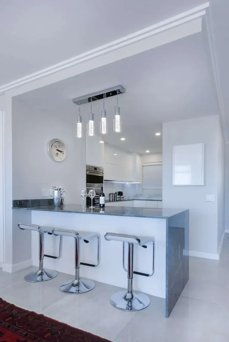 Tackle Your Worst Nightmare: How To Clean Ceiling Mold 6 White Mini Bar Counter
